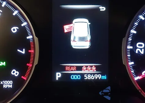 2020 Toyota Rav4 Xle z USA, uszkodzony, nr VIN 2T3P1RFV9LW125498